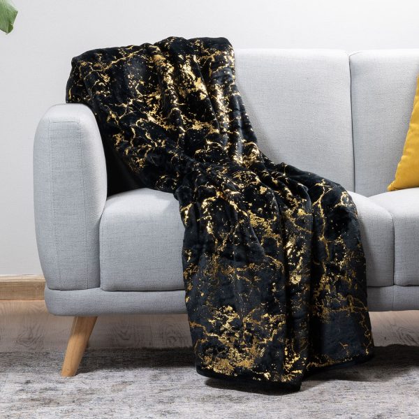 1000244768 Throws & Plush Blankets