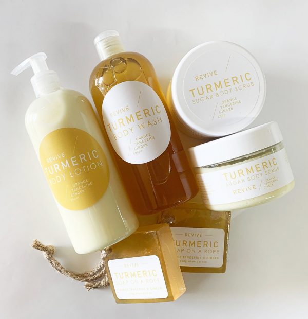 TURMERIC HAMPER Bathroom Essentials
